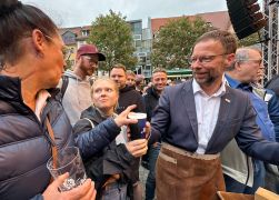 Fruehlingsmarkt In Jena Startschuss Fuer Zehn Tage Party 05